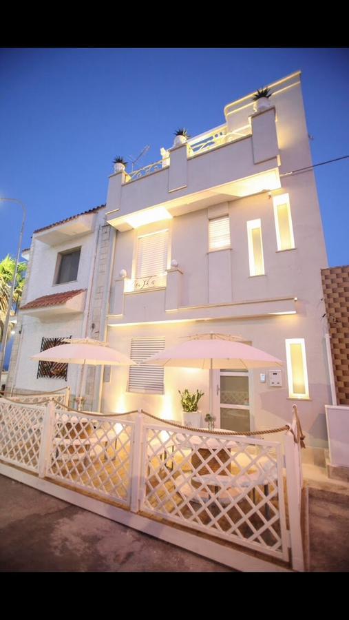 Dimore Di Mare San Pietro Vernotico Exterior photo