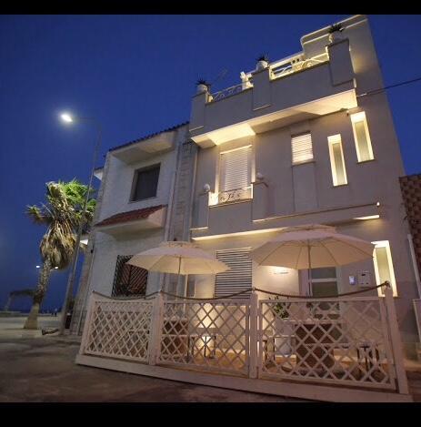 Dimore Di Mare San Pietro Vernotico Exterior photo